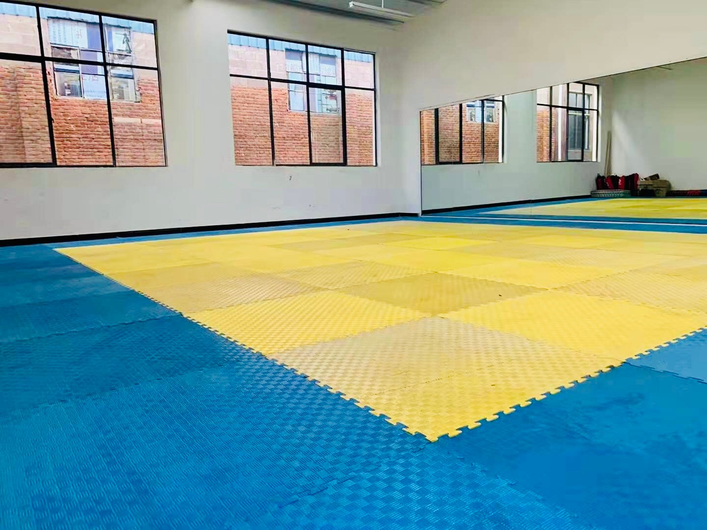 static/picture/金年会app中学地址百度地图截图.jpg