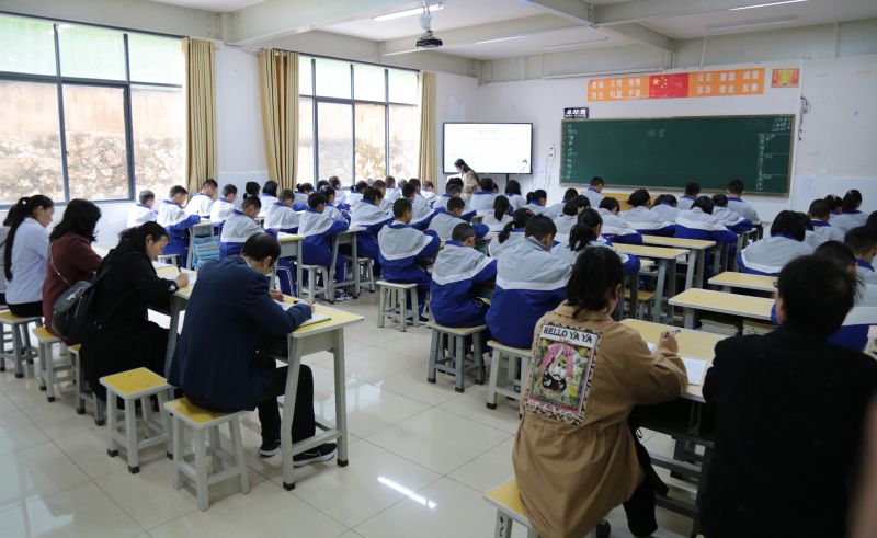 static/picture/金年会app中学地址百度地图截图.jpg